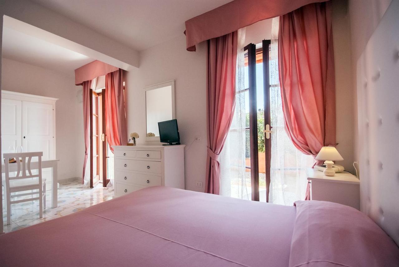 Hotel Residence Villa San Giovanni ポルトフェッラーイオ エクステリア 写真